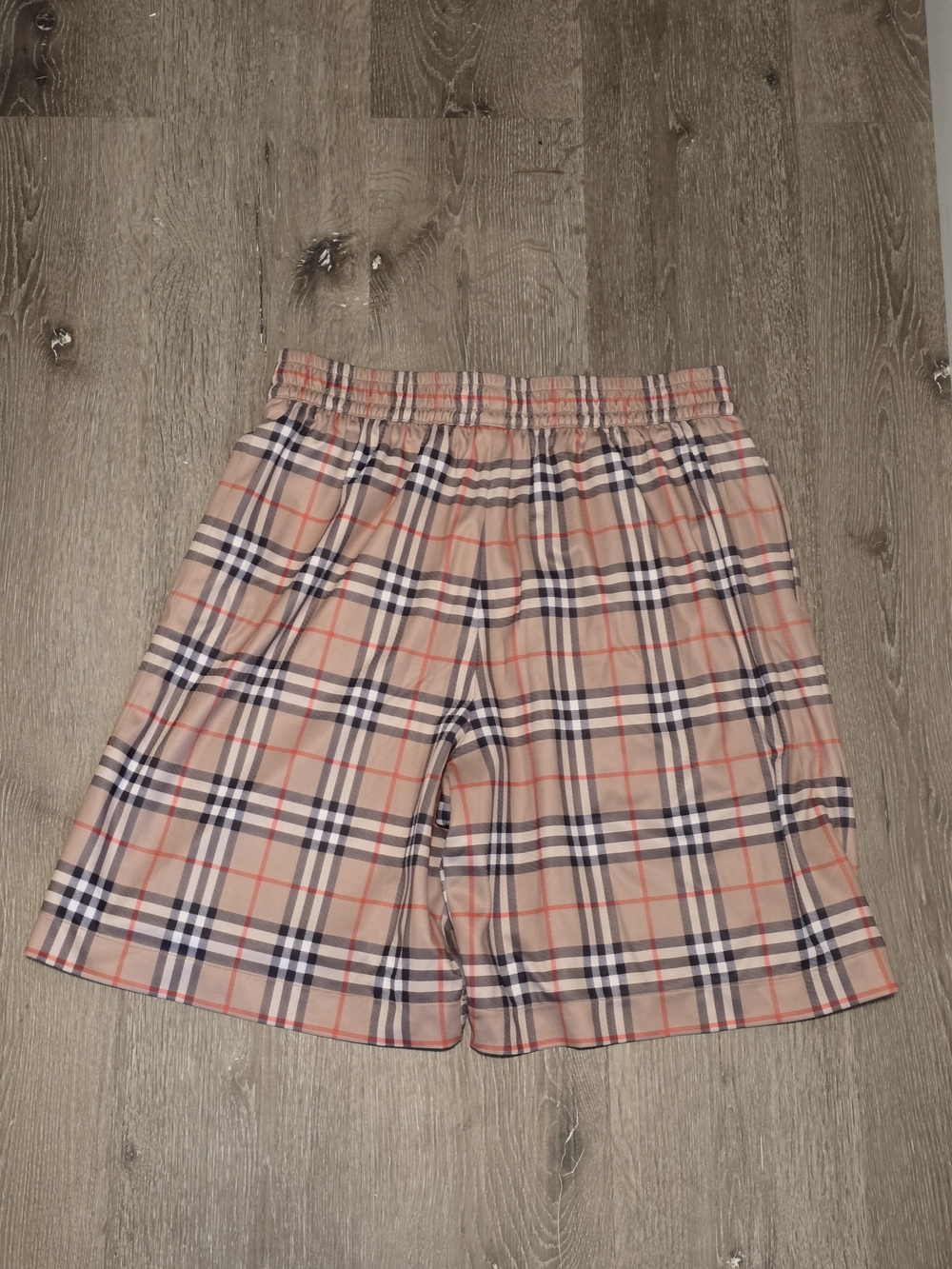Burberry Beige House Check Shorts Mens Medium